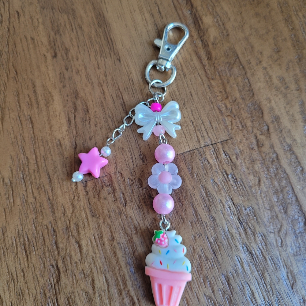 New Pink Cupcake Backpack Or Purse Charm